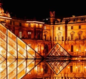 Pirámide del Louvre: Historia y Polémica